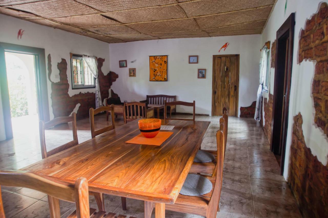 足迹生态山林小屋 Gunjur 外观 照片